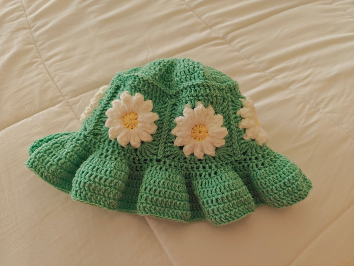 Daisy Granny Square Hat