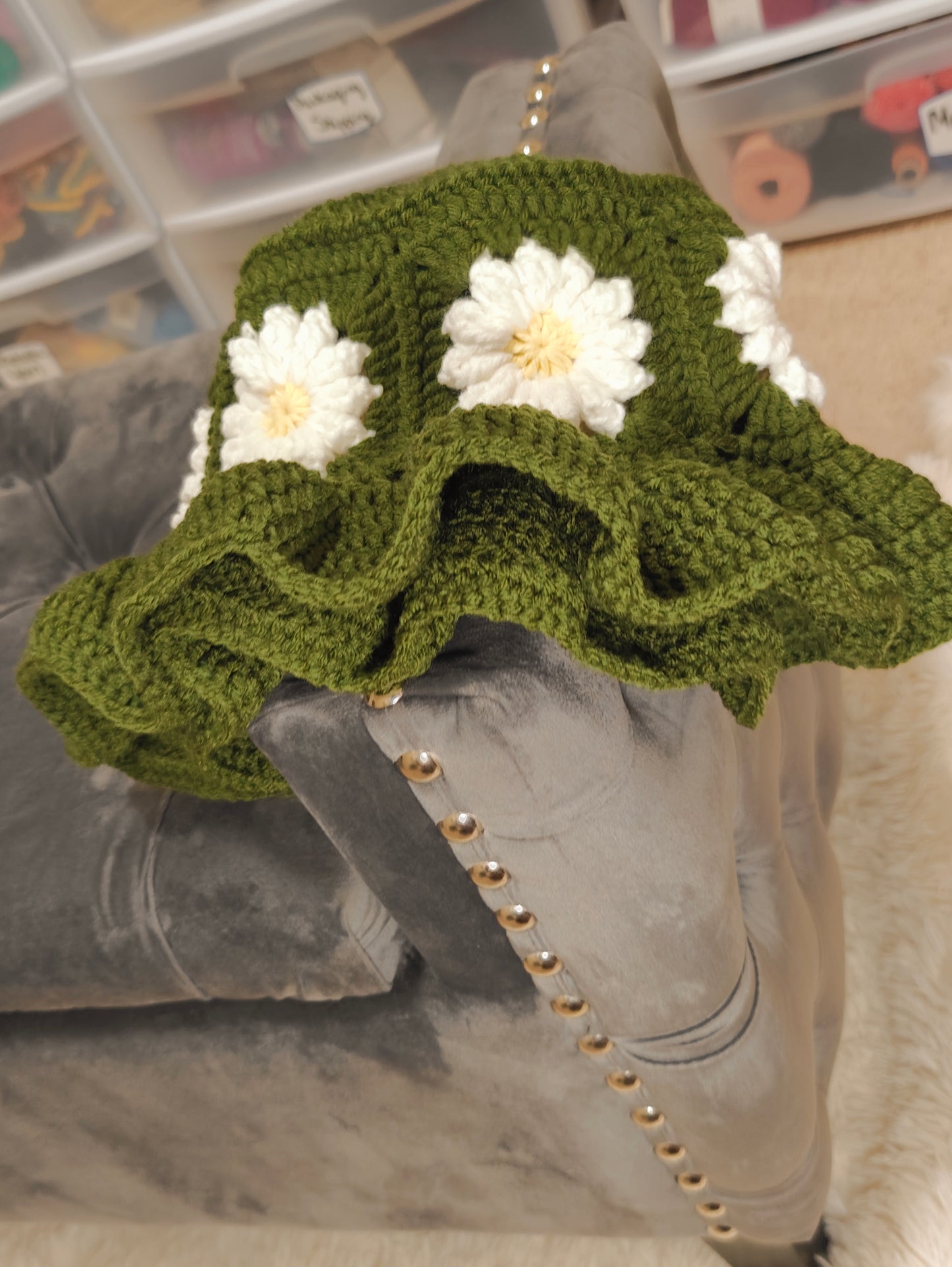 Daisy Granny Square Hat