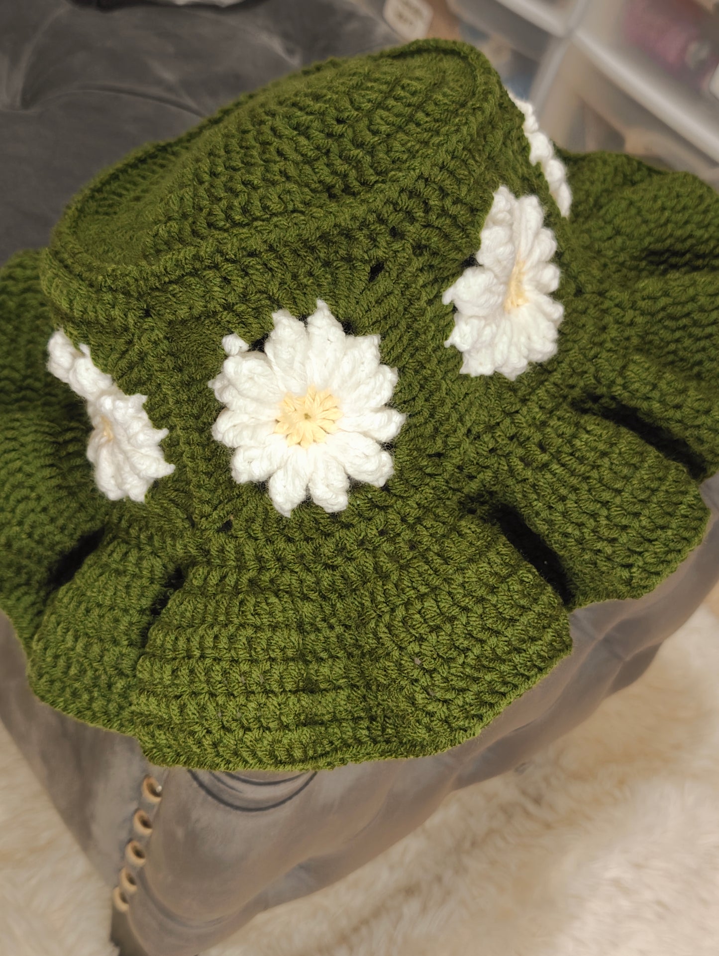 Daisy Granny Square Hat