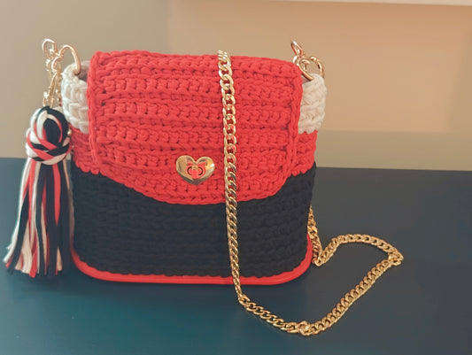 Sweetheart Crochet Bag