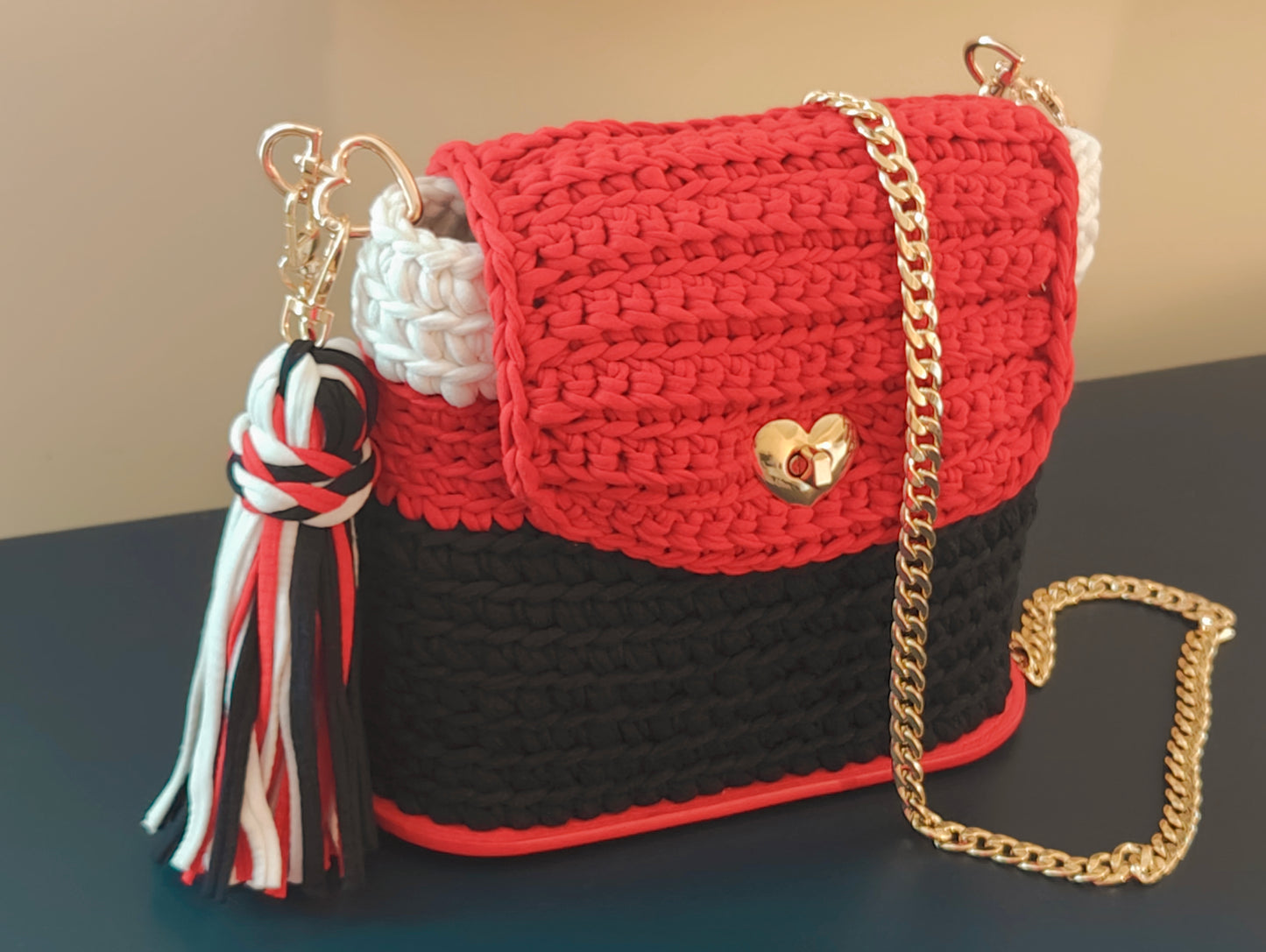 Sweetheart Crochet Bag